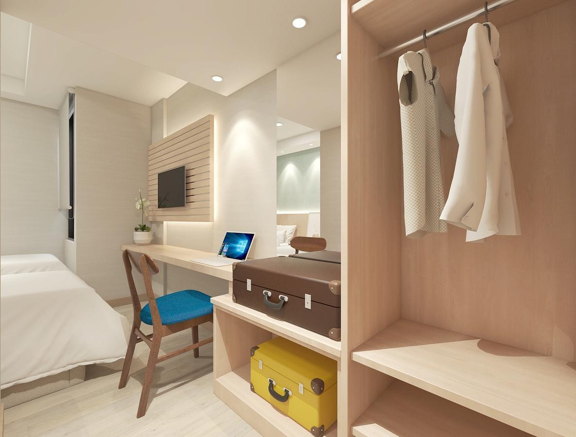 Eightin Hotel Sudirman Джакарта Екстер'єр фото
