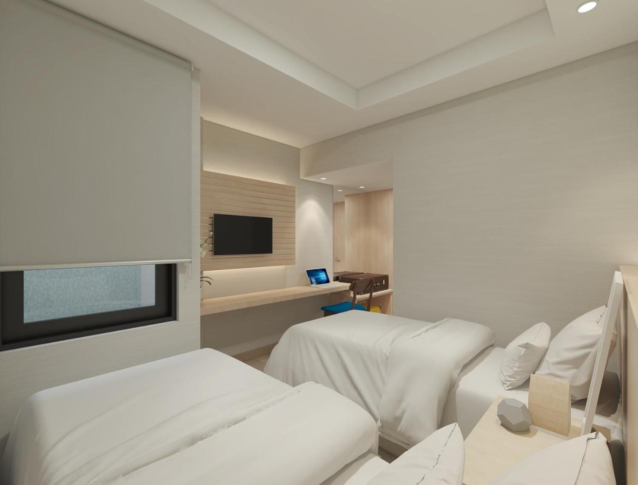 Eightin Hotel Sudirman Джакарта Екстер'єр фото